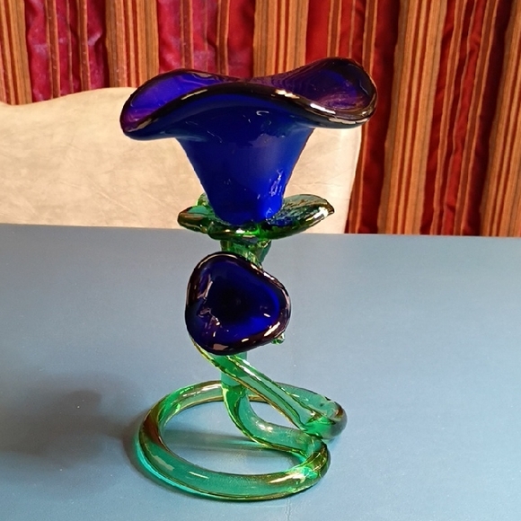 Artistic Cobalt Blue and Emerald Glass Sculpture
